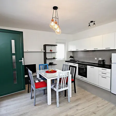 Apartment Interno 34 *