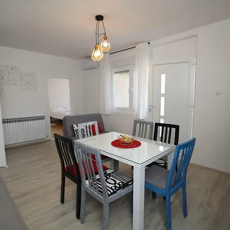 Interno 34 Zadar