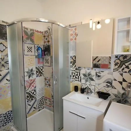 Interno 34 *