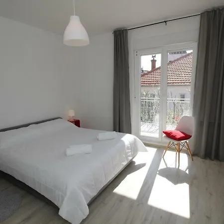 Apartment Interno 34 *