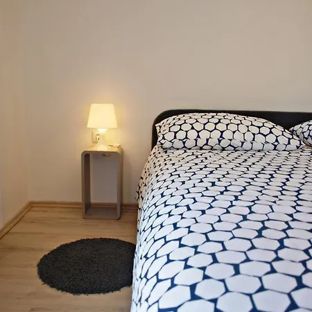 Interno 34 *