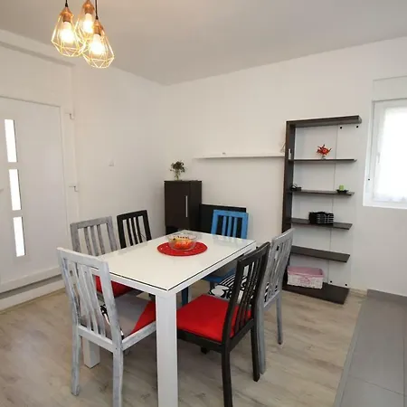 Interno 34 Zadar